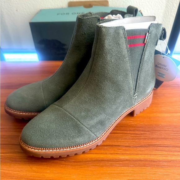 New never worn TOMS Cleo boots - Picture 1 of 6